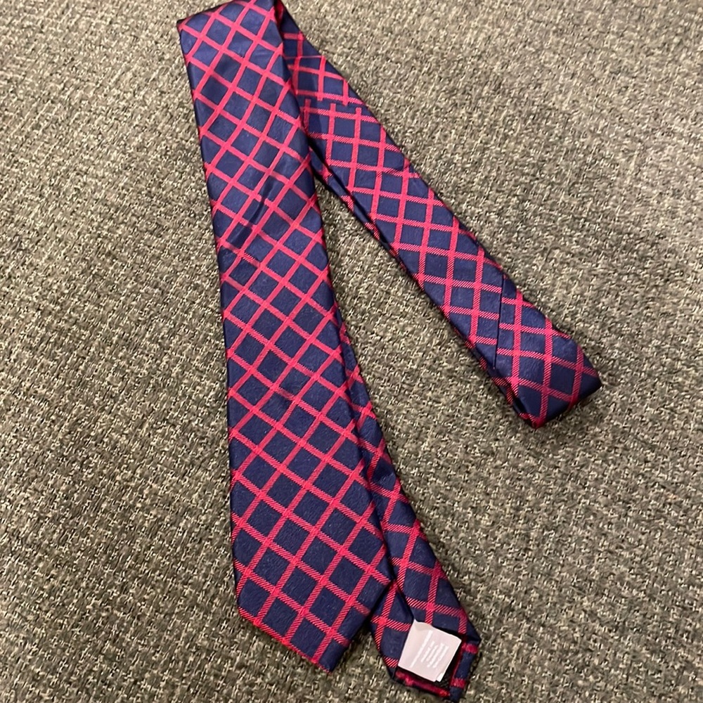 Nordstrom red navy pattern narrow silk tie